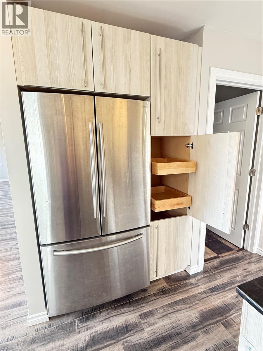 33 Mcculloch Street, Fillmore, SK - Indoor