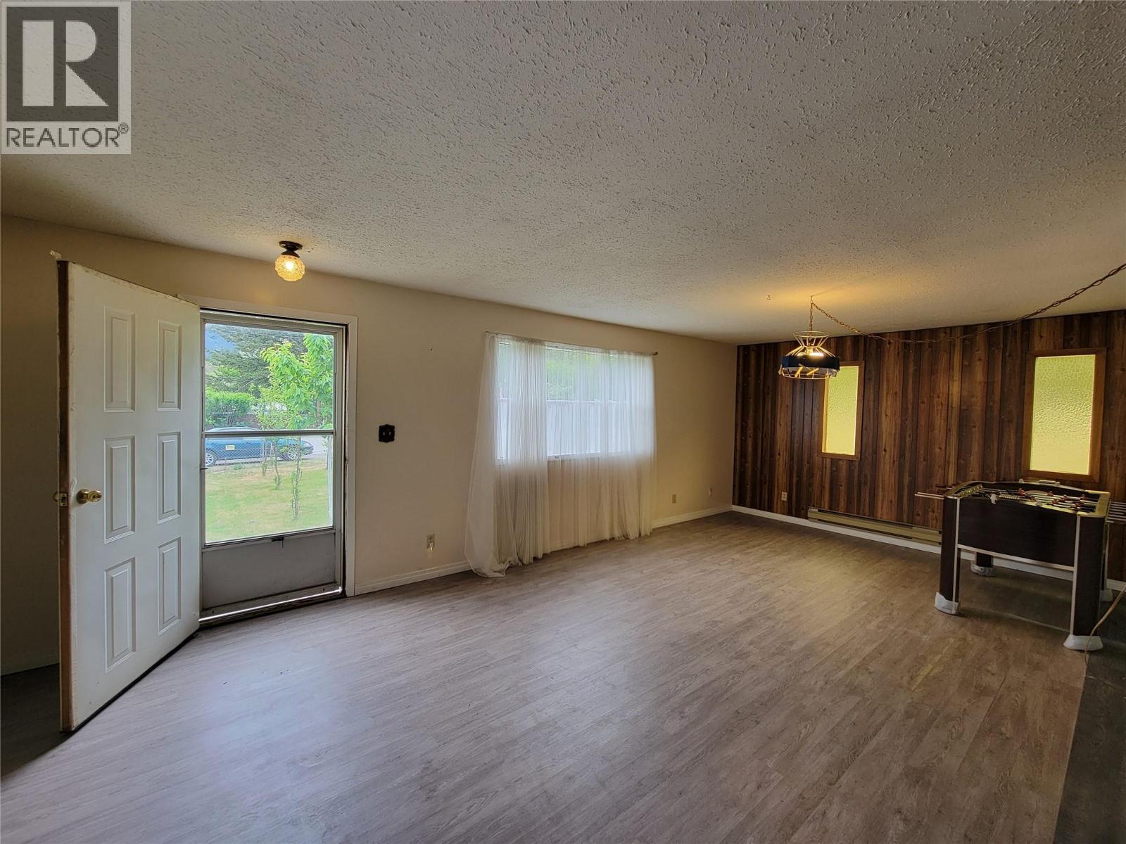 981 Scott Avenue, Hedley, BC - Other