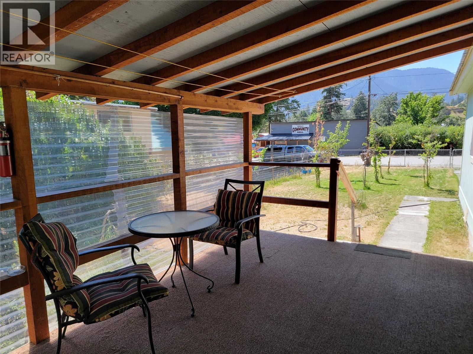 981 Scott Avenue, Hedley, BC - Outdoor