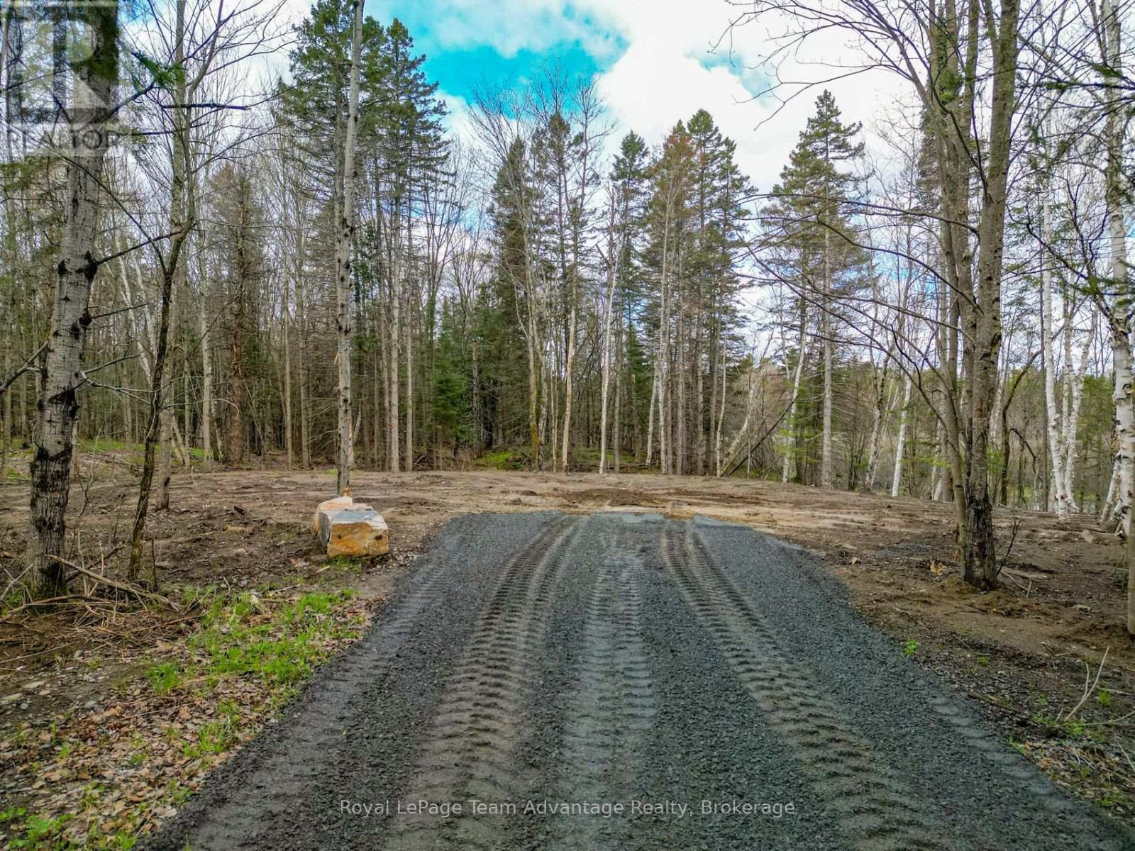 Private - 0 Centre Road W, Mckellar, ON