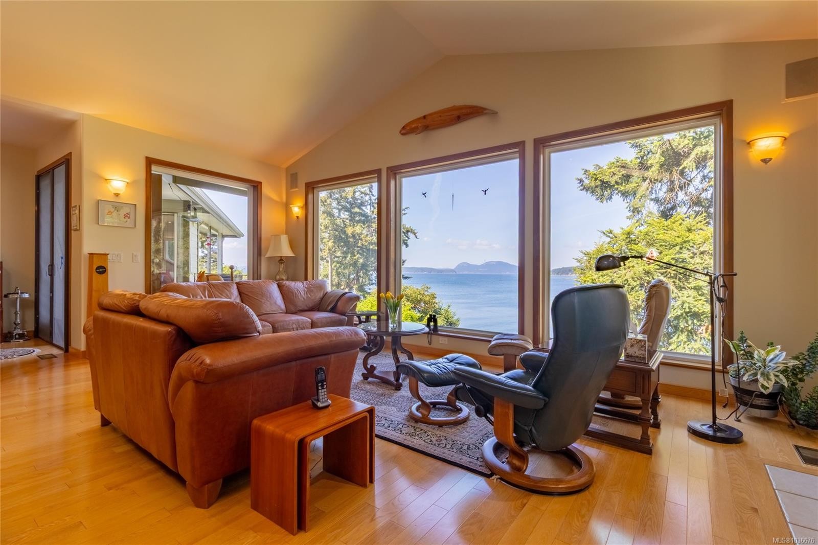1602 Chart Dr, Pender Island, BC