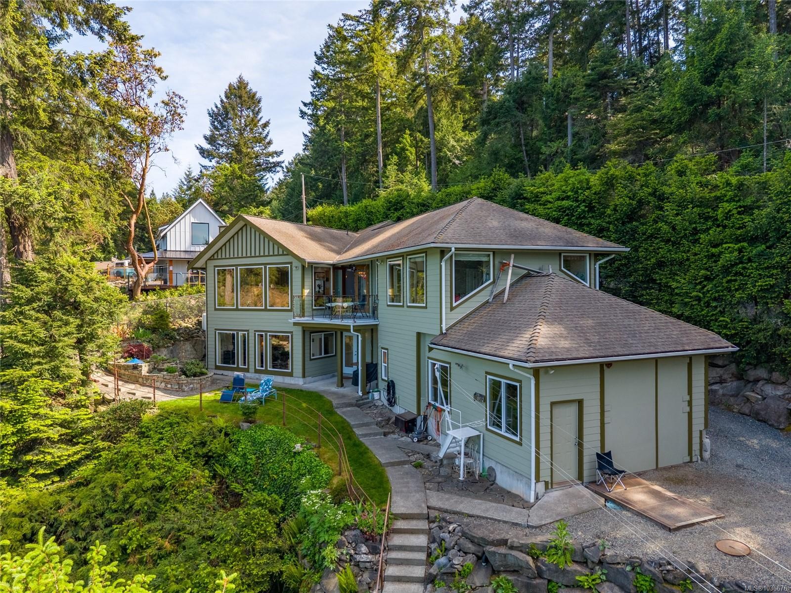1602 Chart Dr, Pender Island, BC