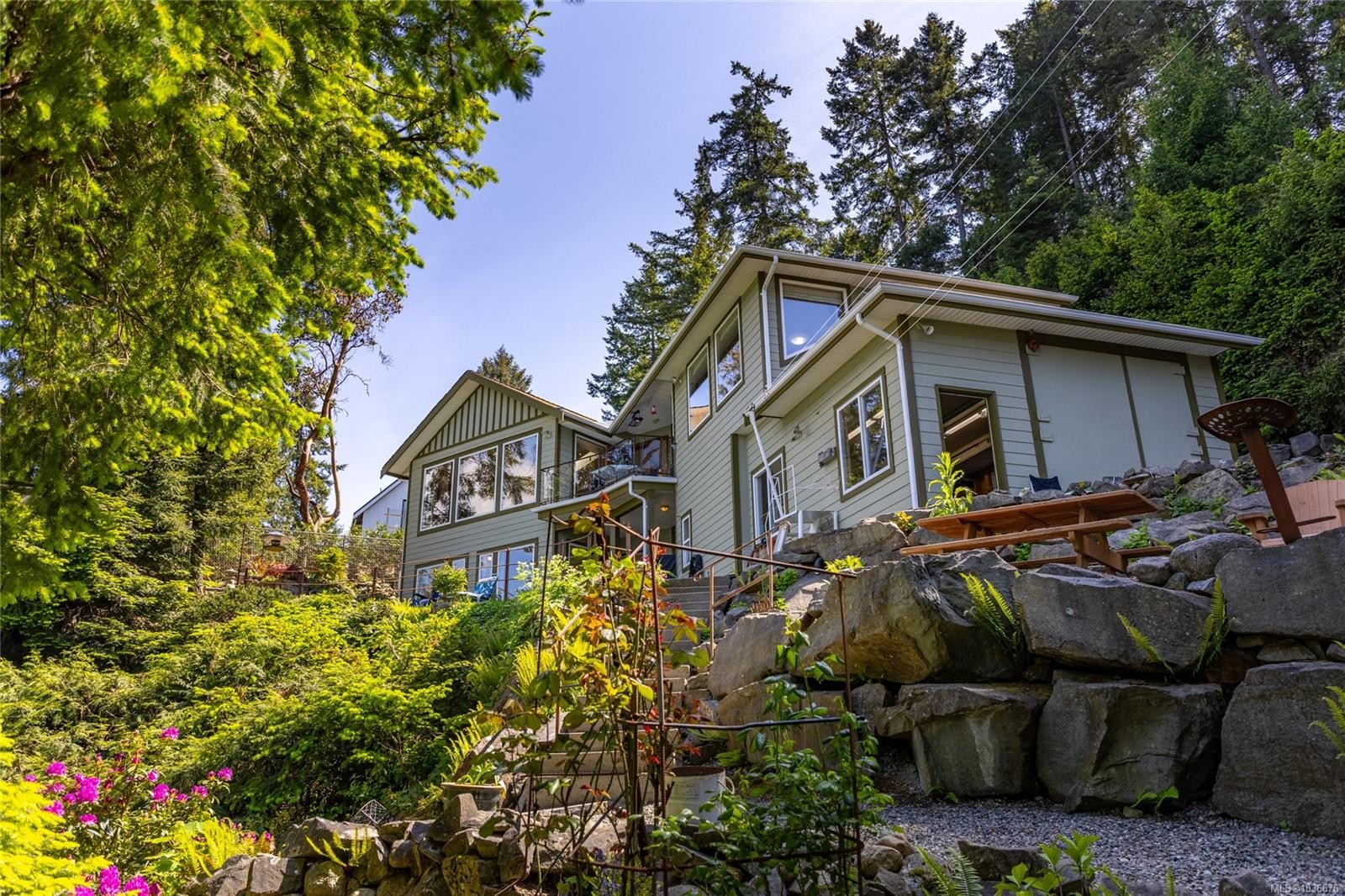 1602 Chart Dr, Pender Island, BC