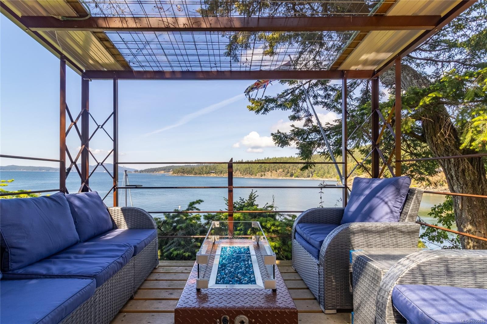 1602 Chart Dr, Pender Island, BC
