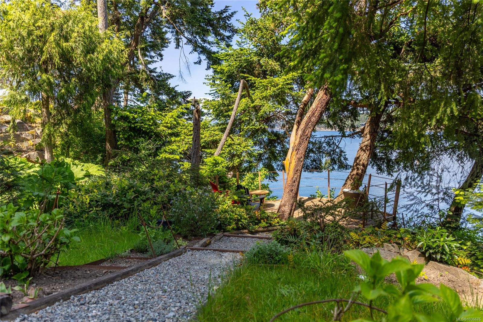 1602 Chart Dr, Pender Island, BC