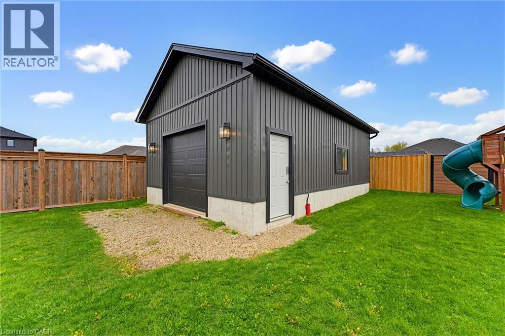 24 Gilmer Crescent, Listowel, ON - Outdoor With Exterior