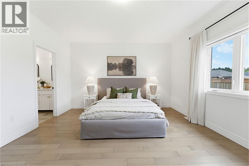 24 Gilmer Crescent, Listowel, ON - Indoor Photo Showing Bedroom