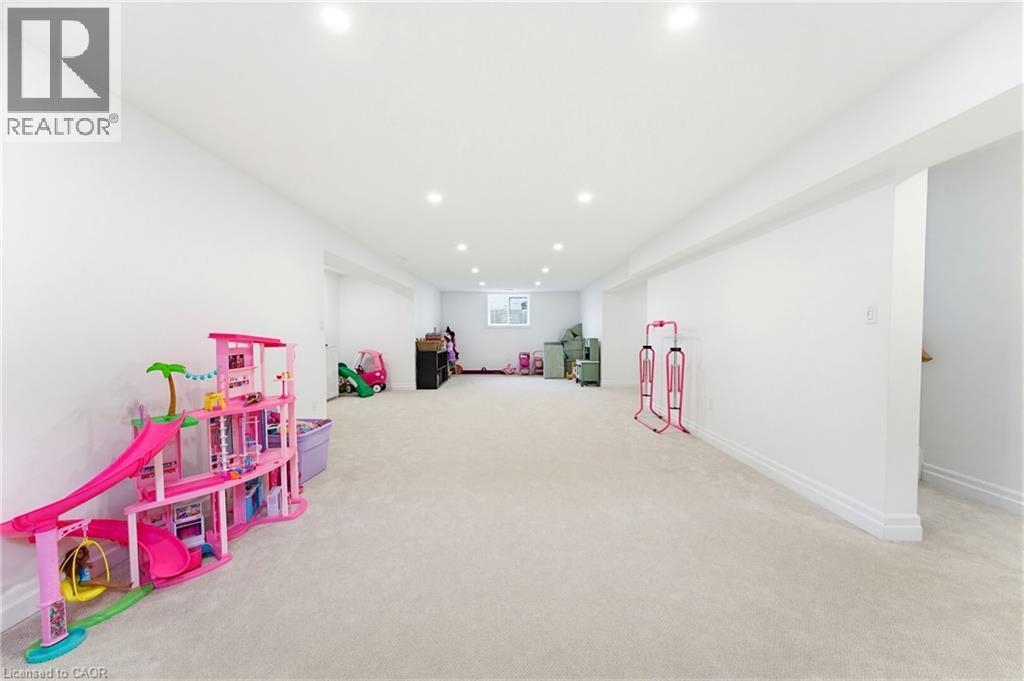24 Gilmer Crescent, Listowel, ON - Indoor Photo Showing Other Room