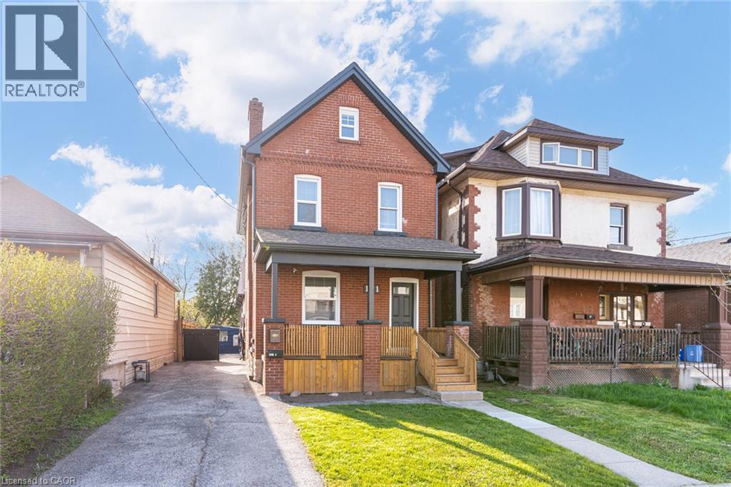 131 Park Row N, Hamilton, ON - Outdoor With Deck Patio Veranda