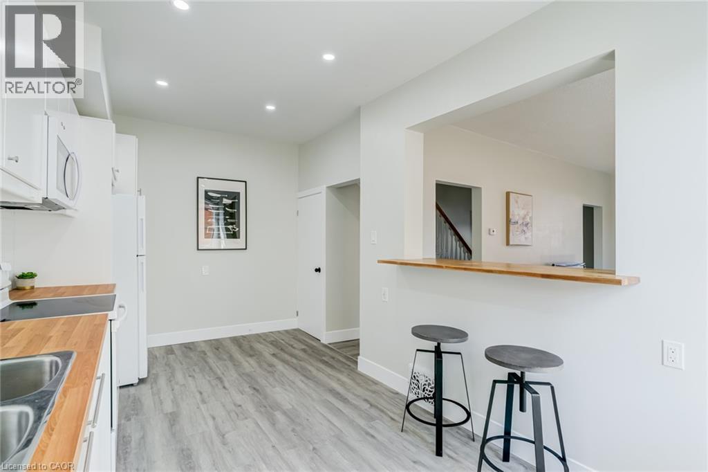 131 Park Row N, Hamilton, ON - Indoor