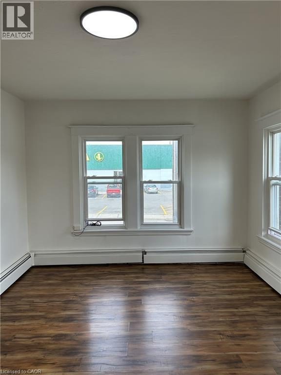 3 Balmoral Avenue S Unit# 2, Hamilton, ON - Indoor Photo Showing Other Room