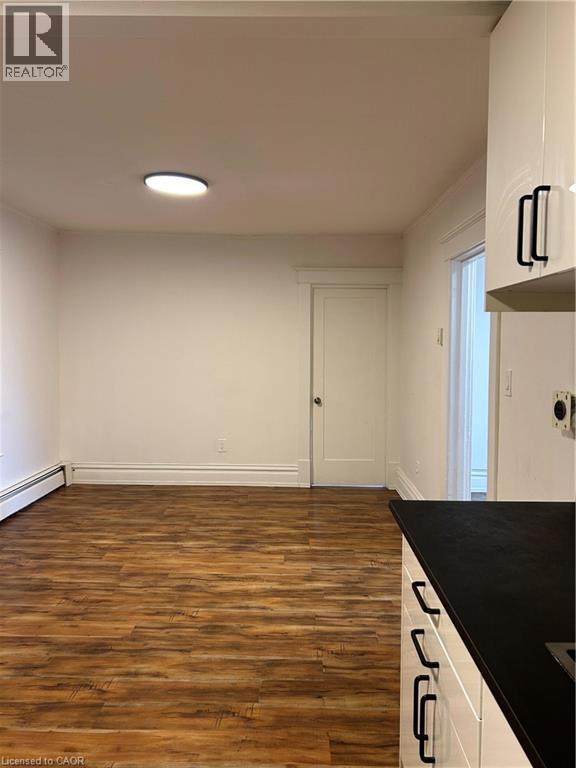 3 Balmoral Avenue S Unit# 2, Hamilton, ON - Indoor Photo Showing Other Room