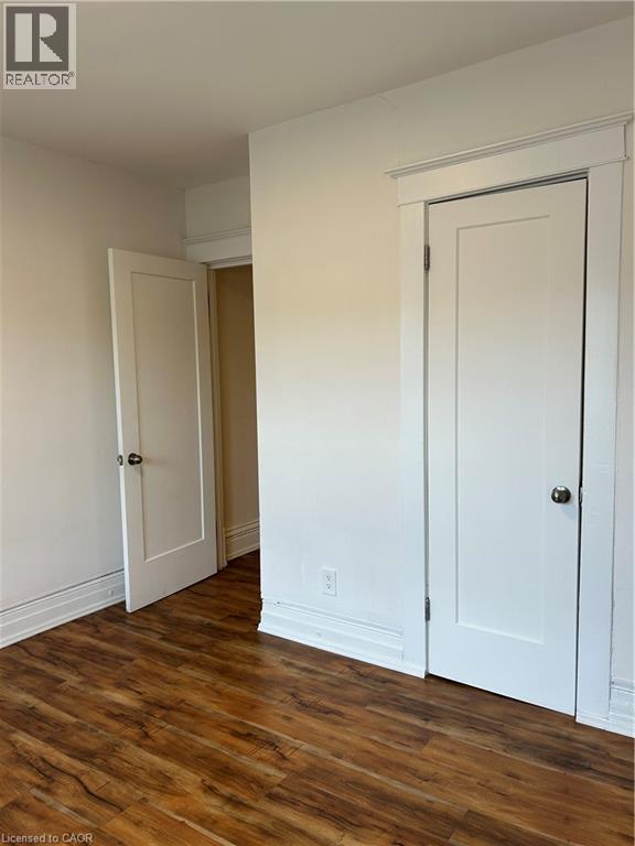 3 Balmoral Avenue S Unit# 2, Hamilton, ON - Indoor Photo Showing Other Room