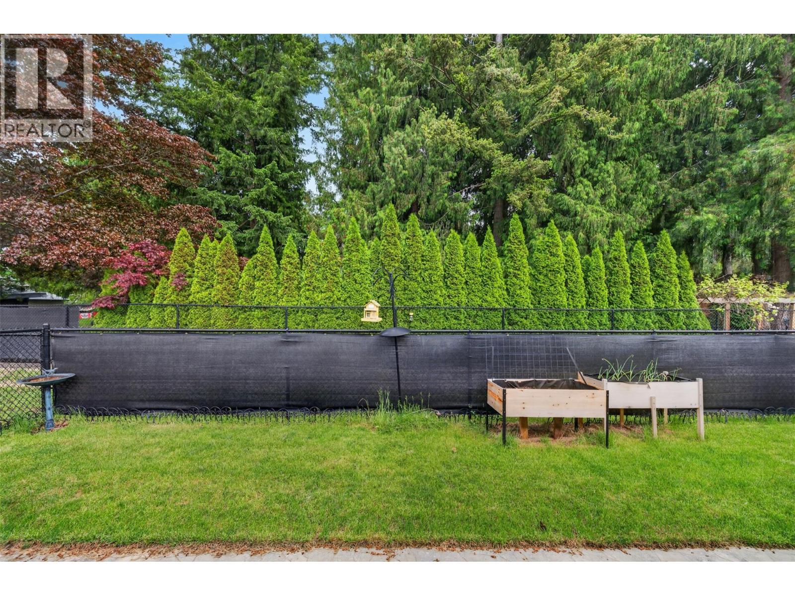 1123 Willow Row, Sicamous, BC - Outdoor