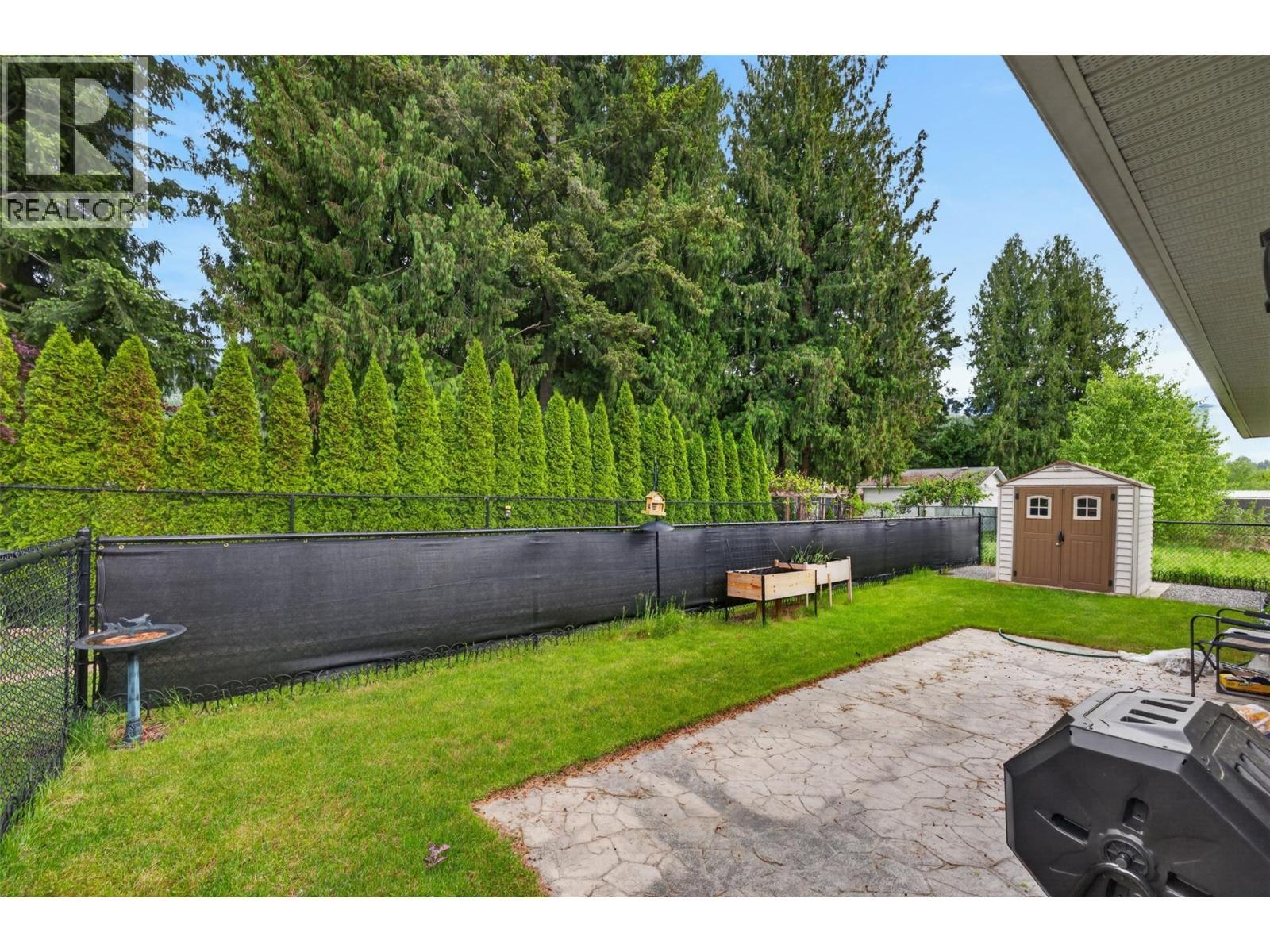 1123 Willow Row, Sicamous, BC - Outdoor