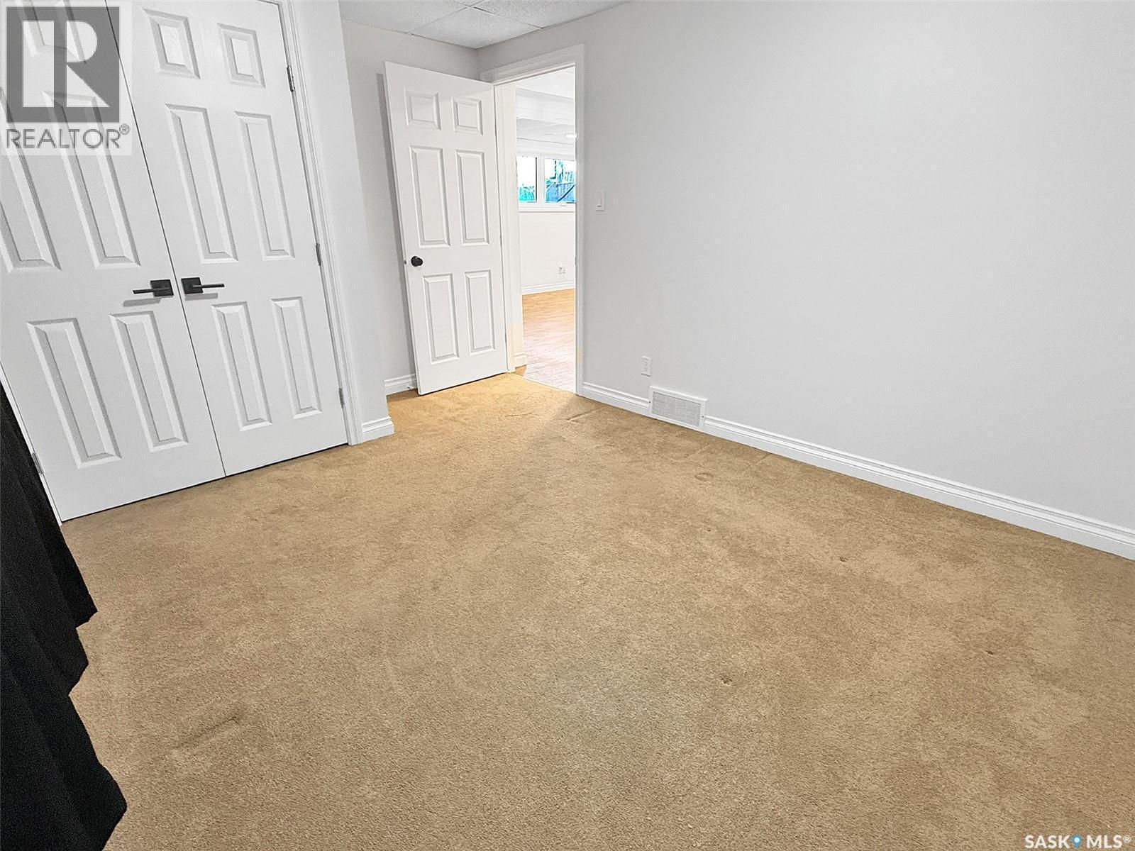620 8Th Avenue Ne, Swift Current, SK - Indoor Photo Showing Other Room
