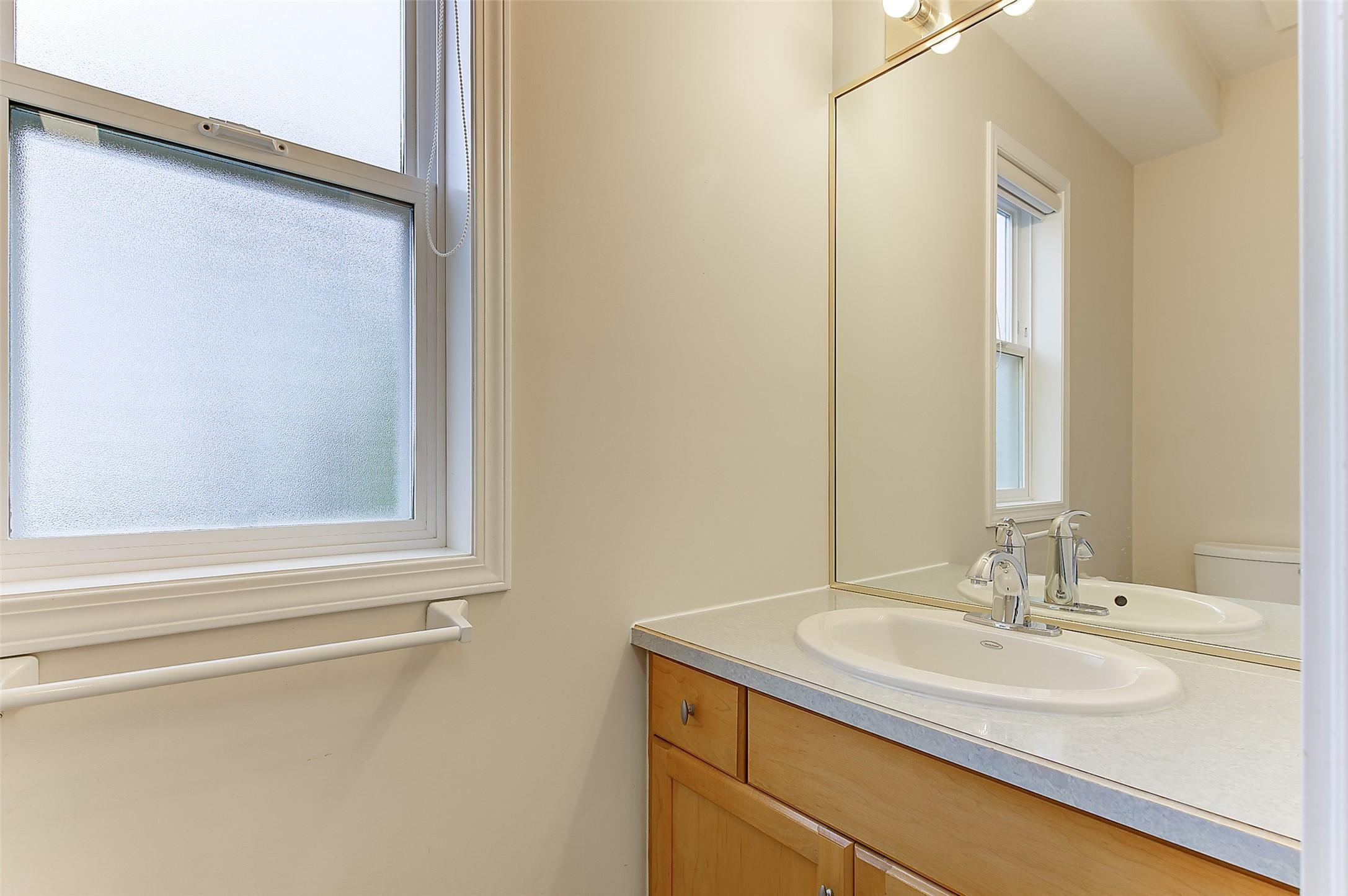 3244 Deer Ridge Court, West Kelowna, BC - Indoor Photo Showing Bathroom