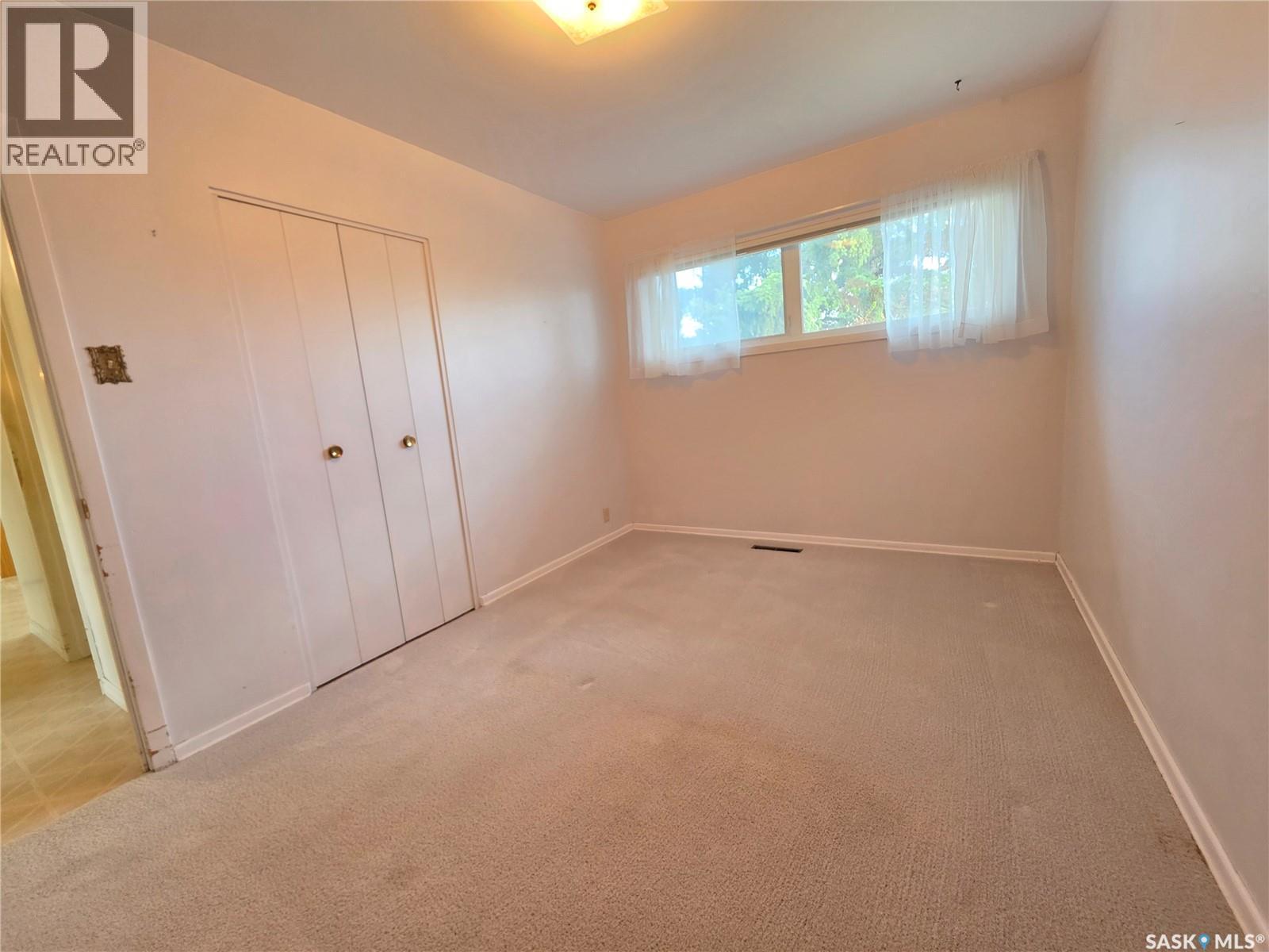 1446 Taylor Drive, Swift Current, SK - Indoor Photo Showing Other Room