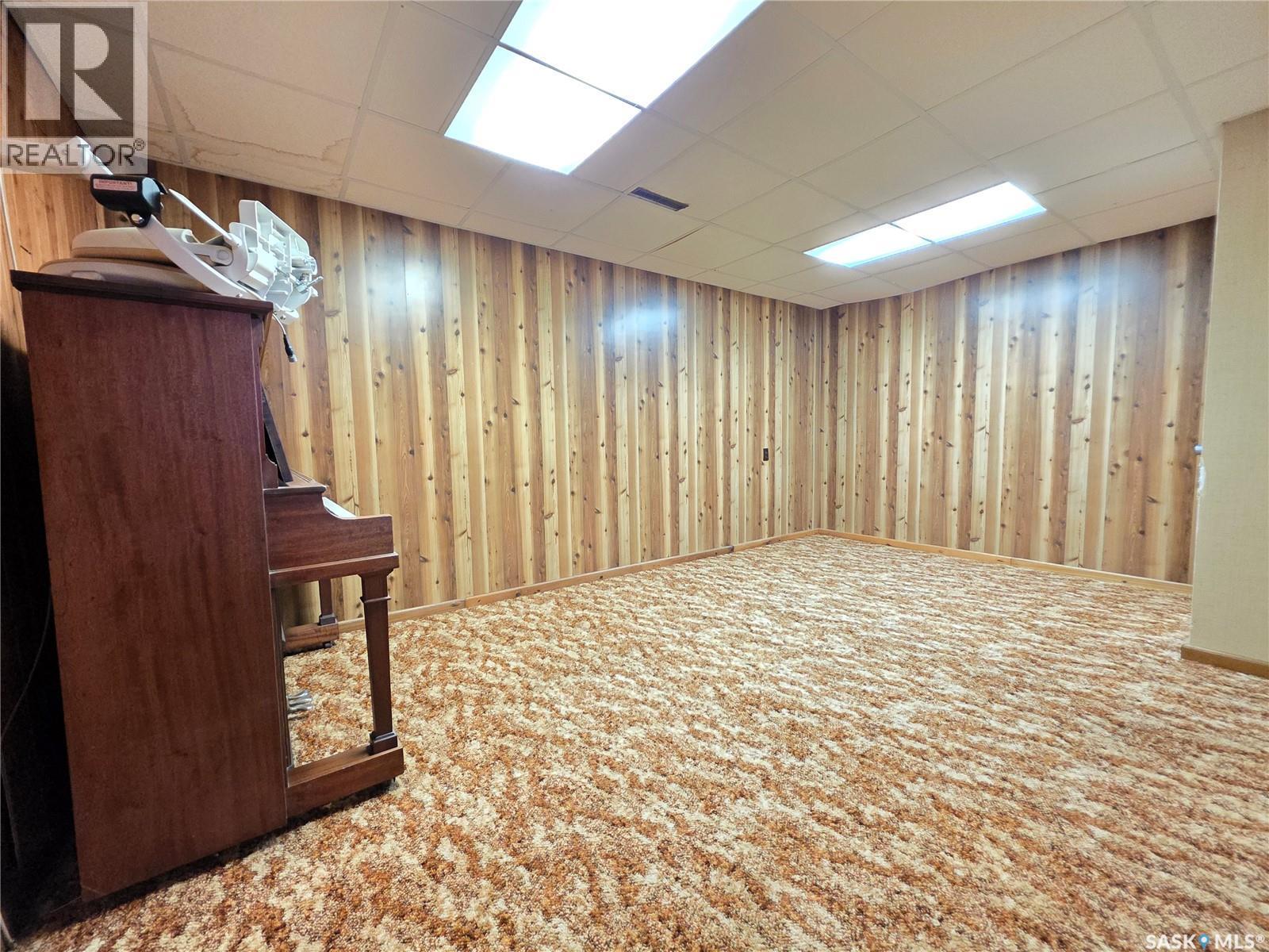 1446 Taylor Drive, Swift Current, SK - Indoor Photo Showing Basement
