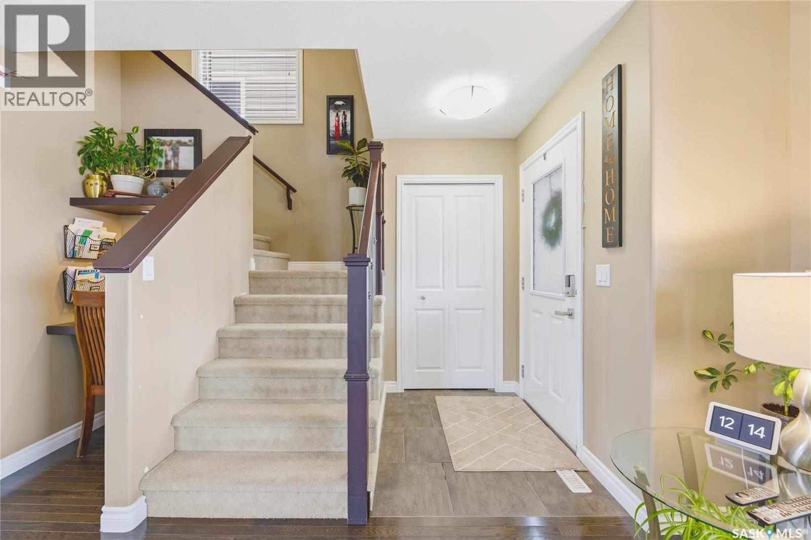 386 Levalley Cove, Saskatoon, SK - Indoor Photo Showing Other Room