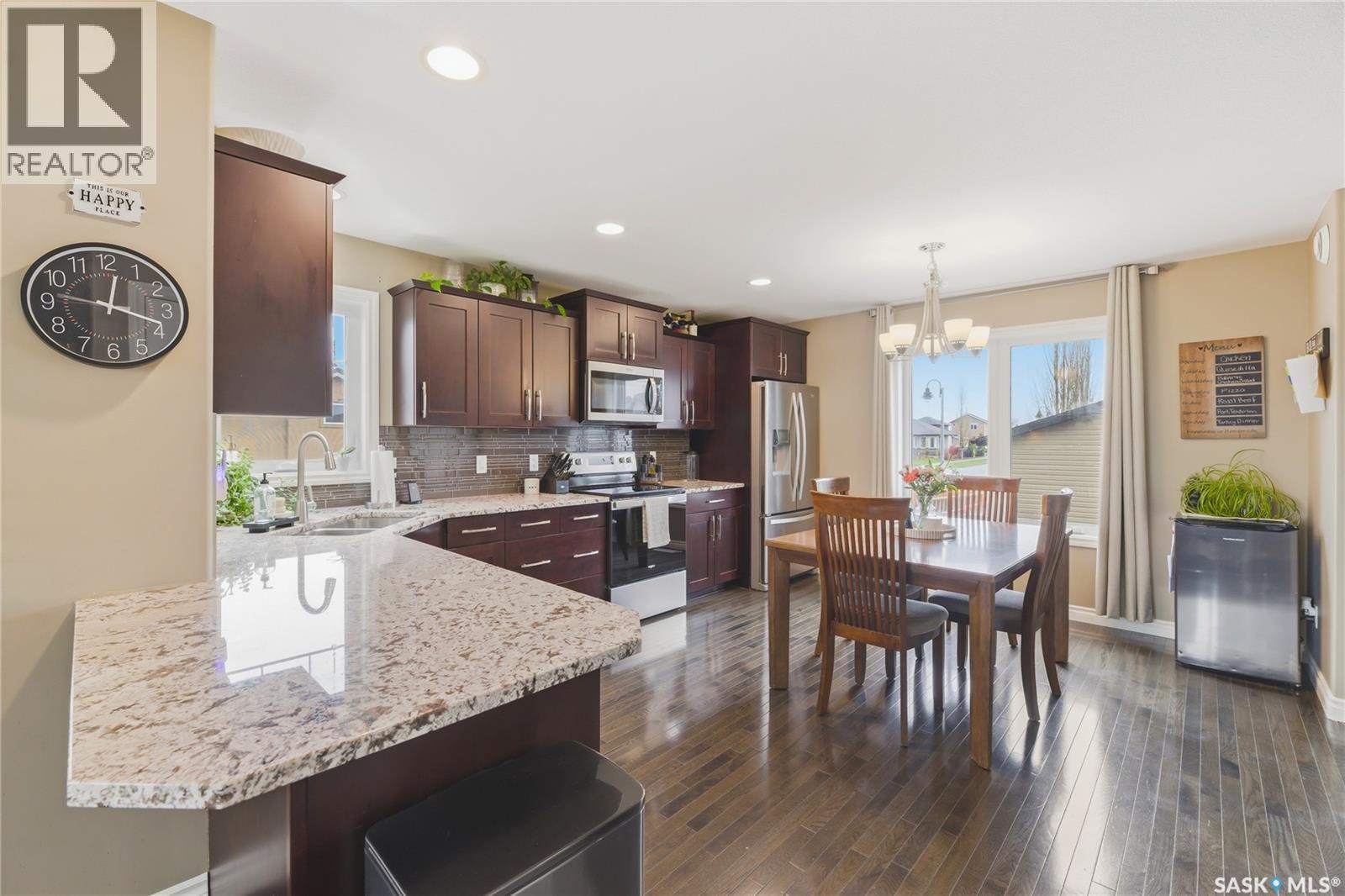 386 Levalley Cove, Saskatoon, SK - Indoor