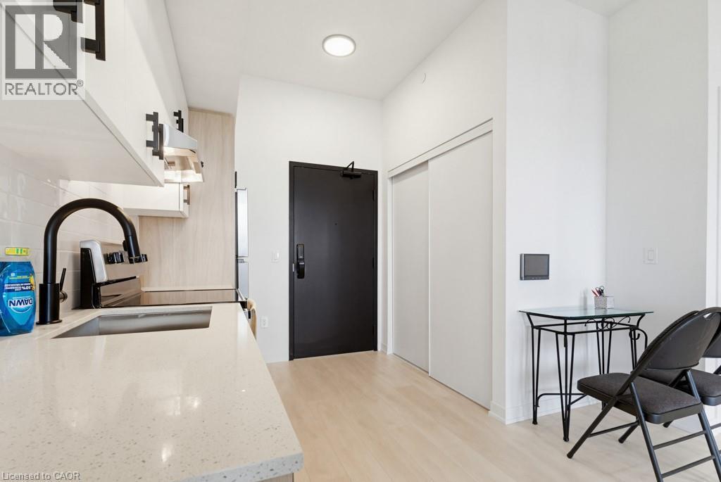 4878 Powers Common Unit# 123, Burlington, ON - Indoor