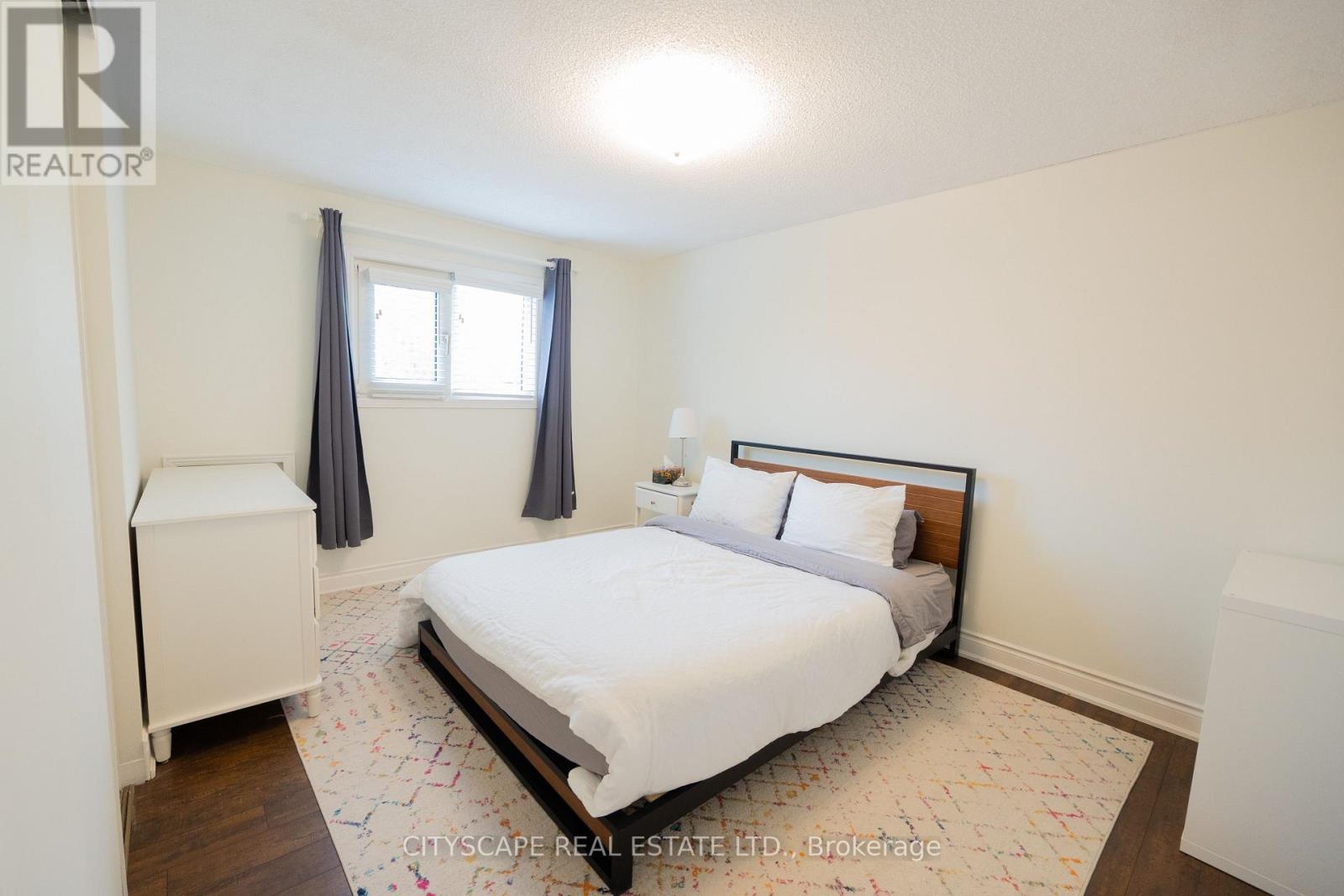 3912 Rushton Crescent, Mississauga, ON - Indoor Photo Showing Bedroom
