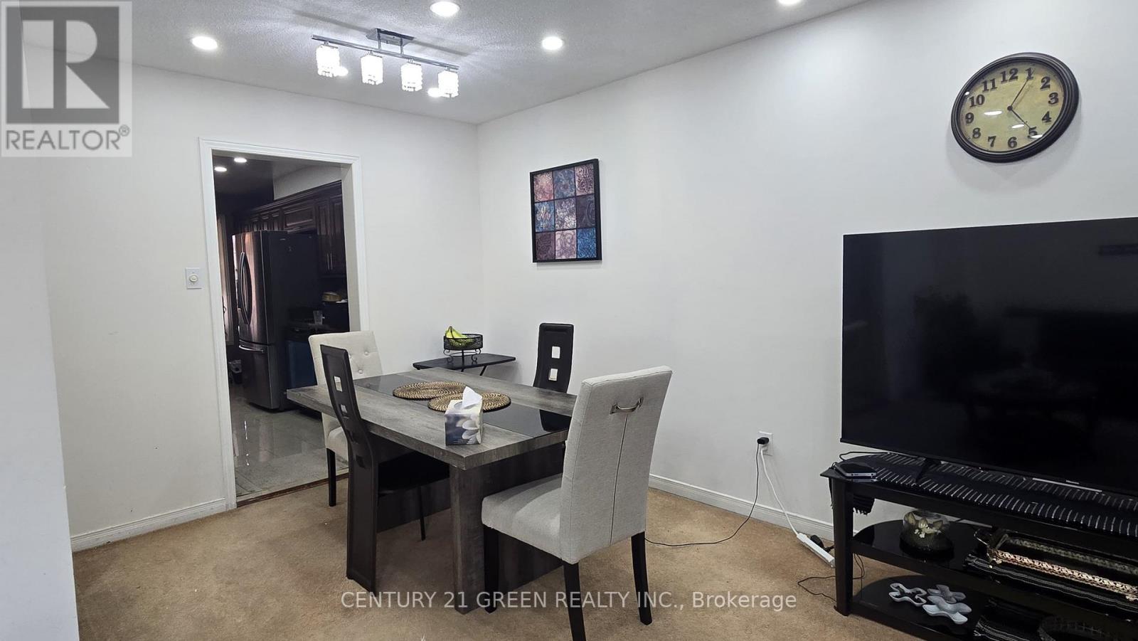 849 Millworks Crescent, Mississauga, ON - Indoor Photo Showing Dining Room