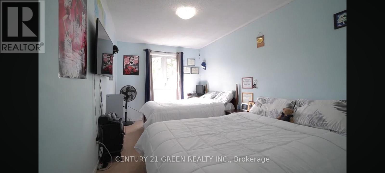 849 Millworks Crescent, Mississauga, ON - Indoor Photo Showing Bedroom