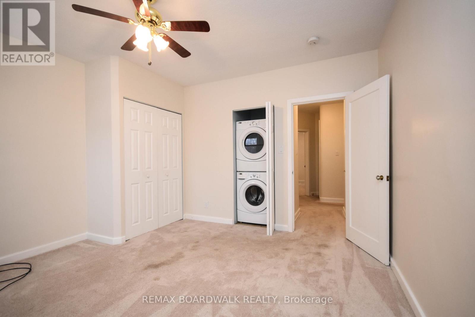 11 Kippewa Drive, Ottawa, ON - Indoor Photo Showing Laundry Room