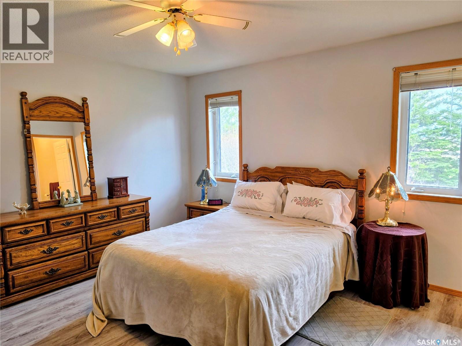 1306 4Th Street, Humboldt, SK - Indoor Photo Showing Bedroom