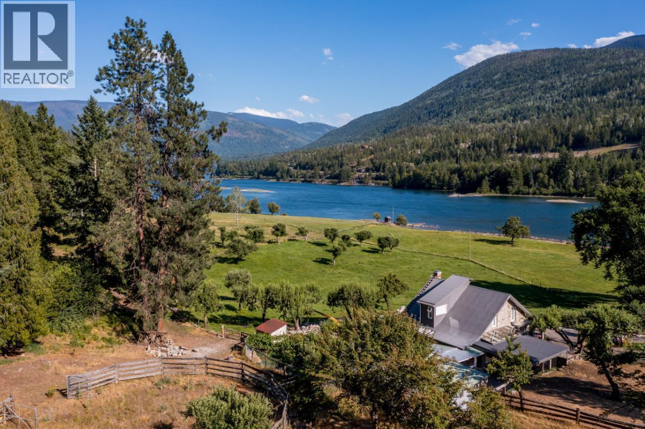 6302 Marsden Road, Nelson, BC - Outdoor With Body Of Water With View