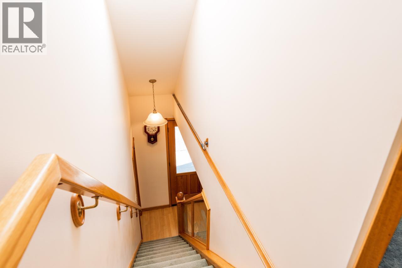 6302 Marsden Road, Nelson, BC - Indoor Photo Showing Other Room