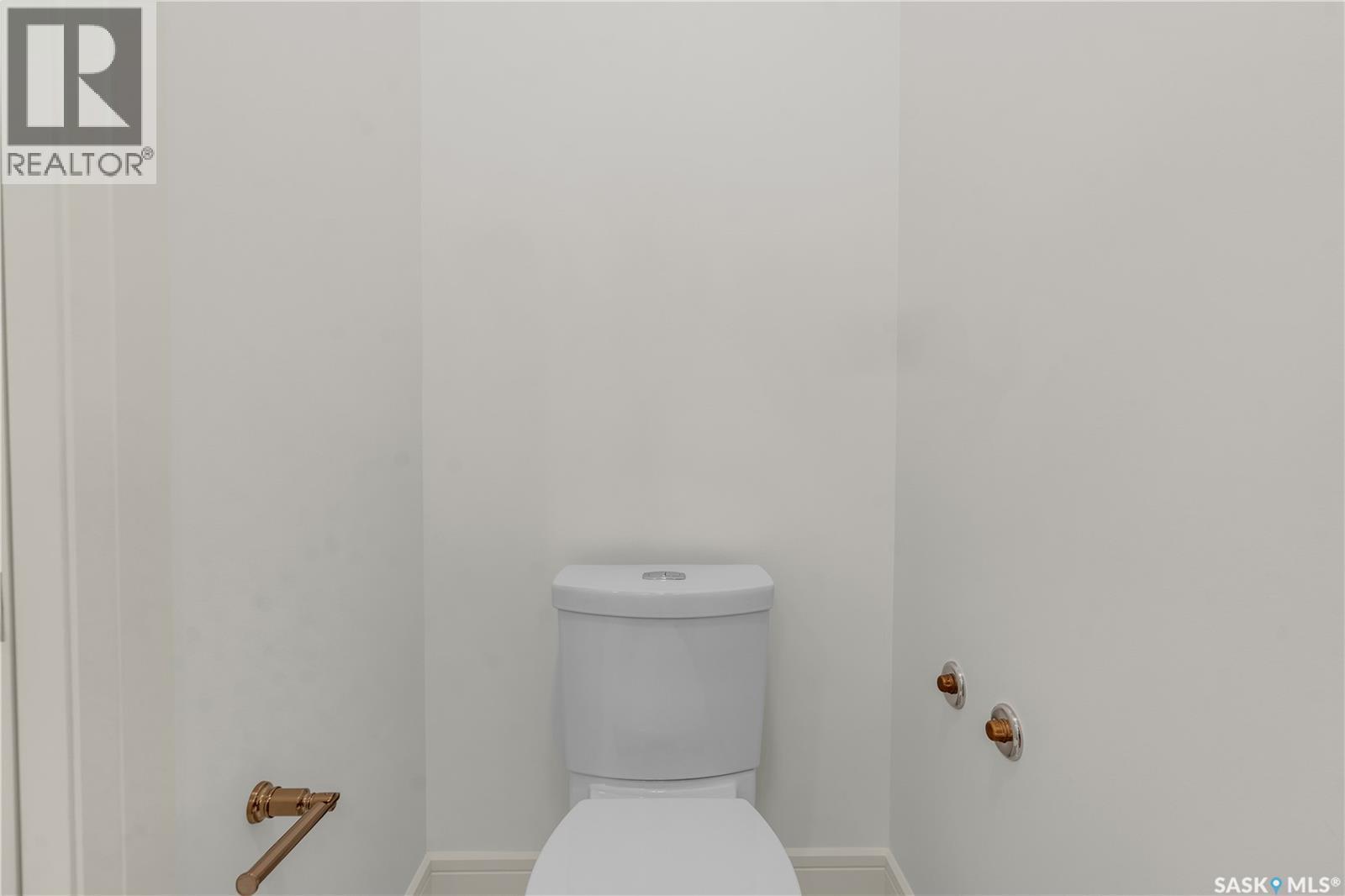 4204 Elderberry Crescent E, Regina, SK - Indoor Photo Showing Bathroom