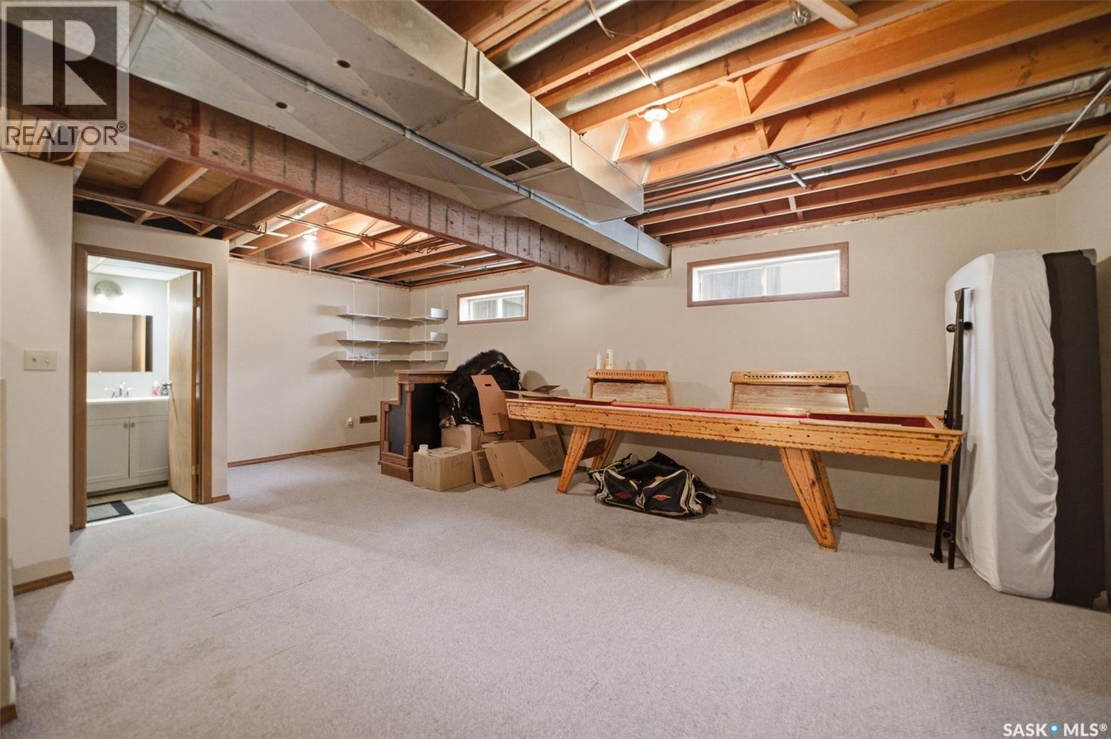 6962 Maple Brook Crescent, Regina, SK - Indoor Photo Showing Basement