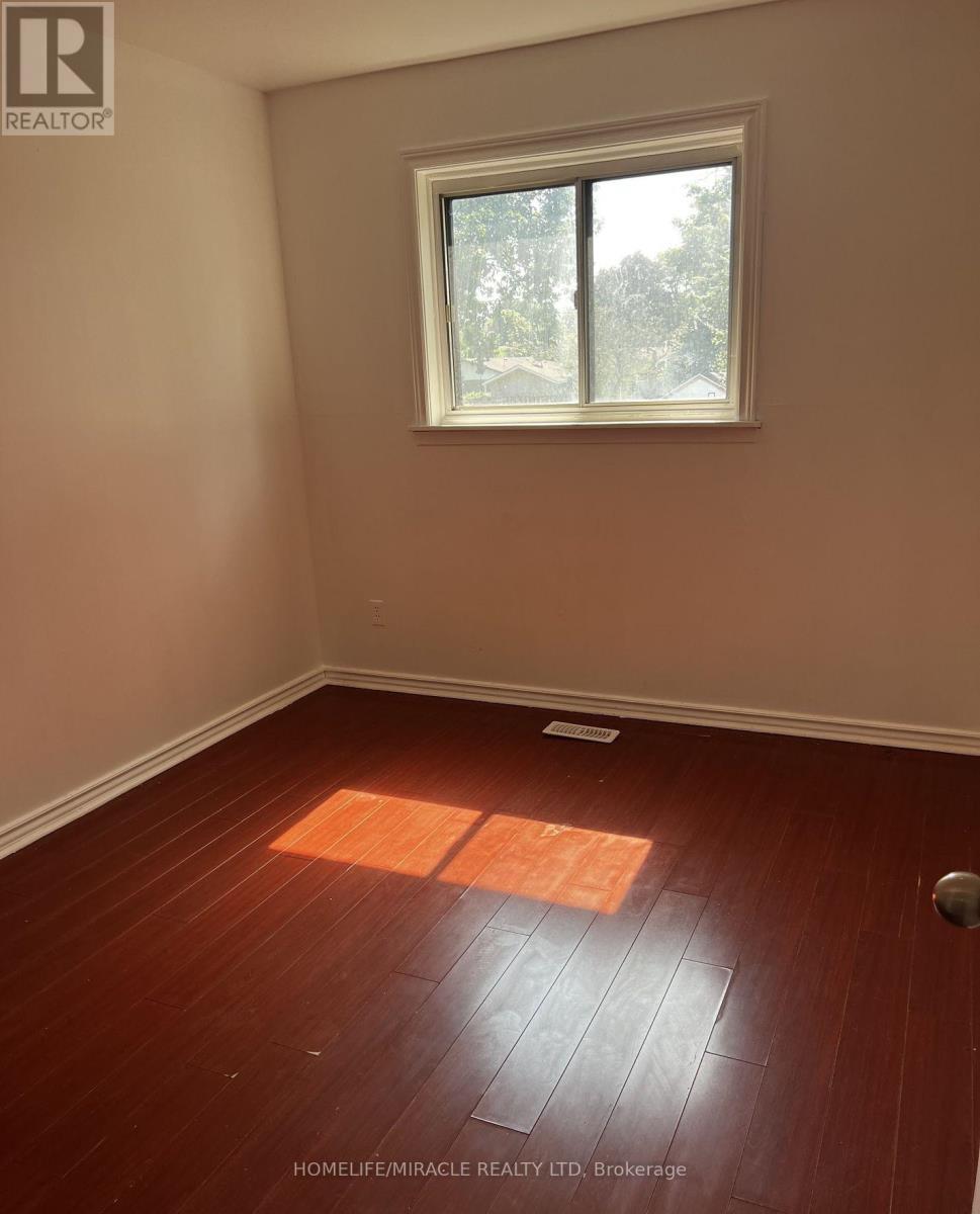 3453 Oakglade Crescent, Mississauga, ON - Indoor Photo Showing Other Room