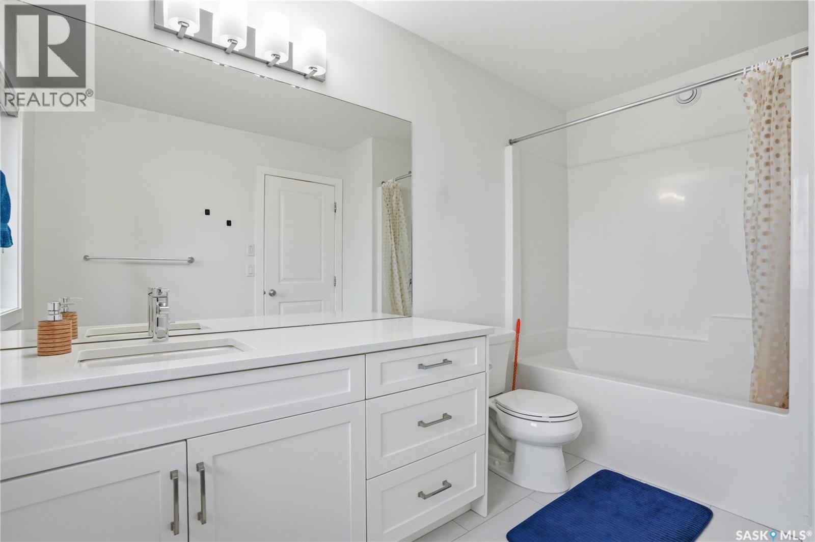 234 Brighton Gate, Saskatoon, SK - Indoor Photo Showing Bathroom