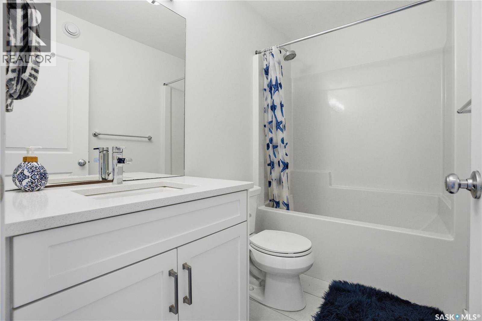 234 Brighton Gate, Saskatoon, SK - Indoor Photo Showing Bathroom