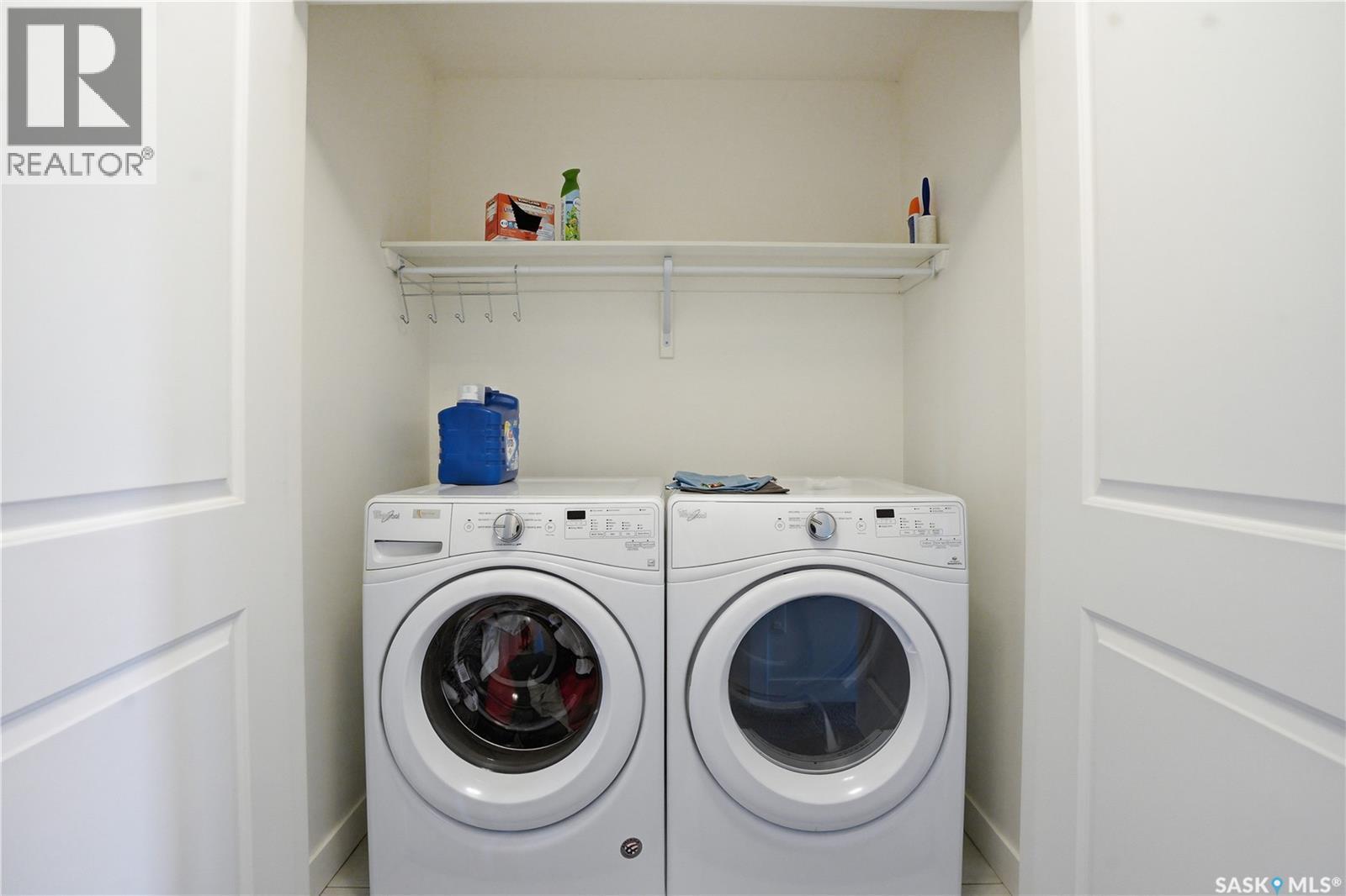 234 Brighton Gate, Saskatoon, SK - Indoor Photo Showing Laundry Room