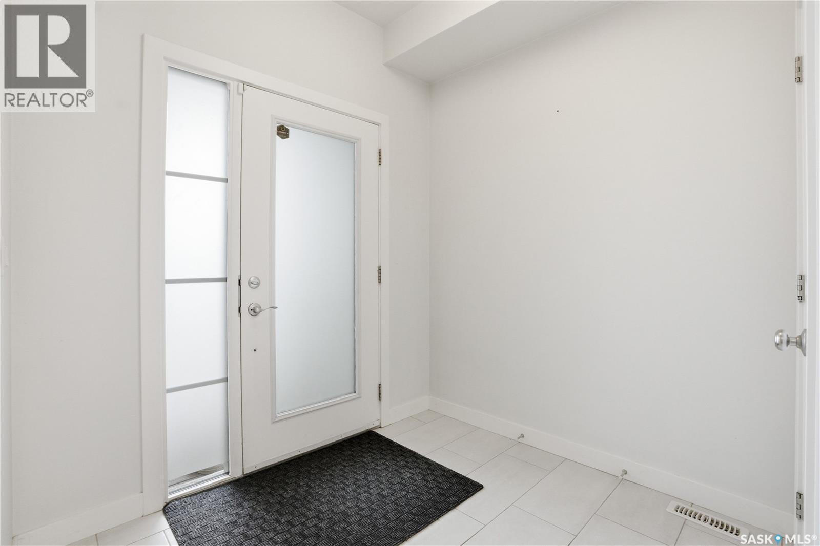 234 Brighton Gate, Saskatoon, SK - Indoor Photo Showing Other Room