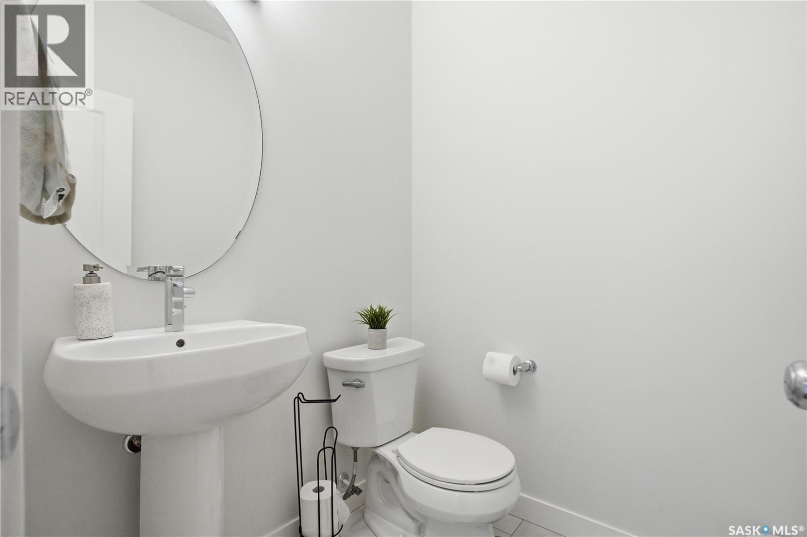 234 Brighton Gate, Saskatoon, SK - Indoor Photo Showing Bathroom