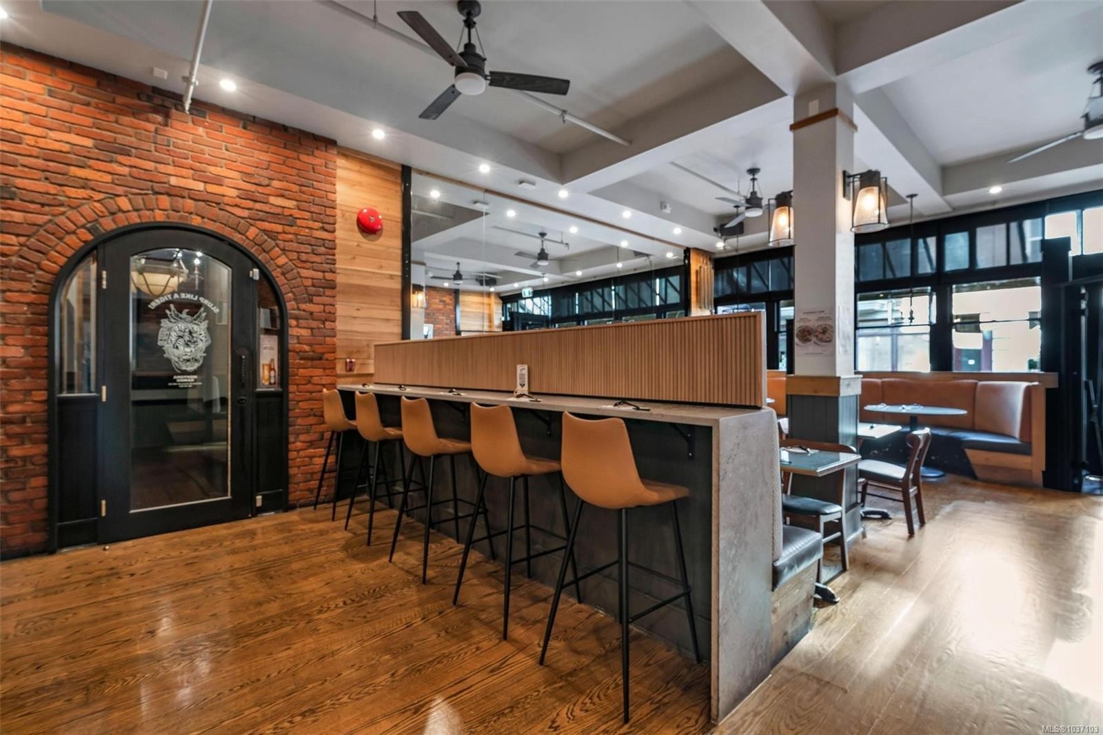 1609 Store St, Victoria, BC