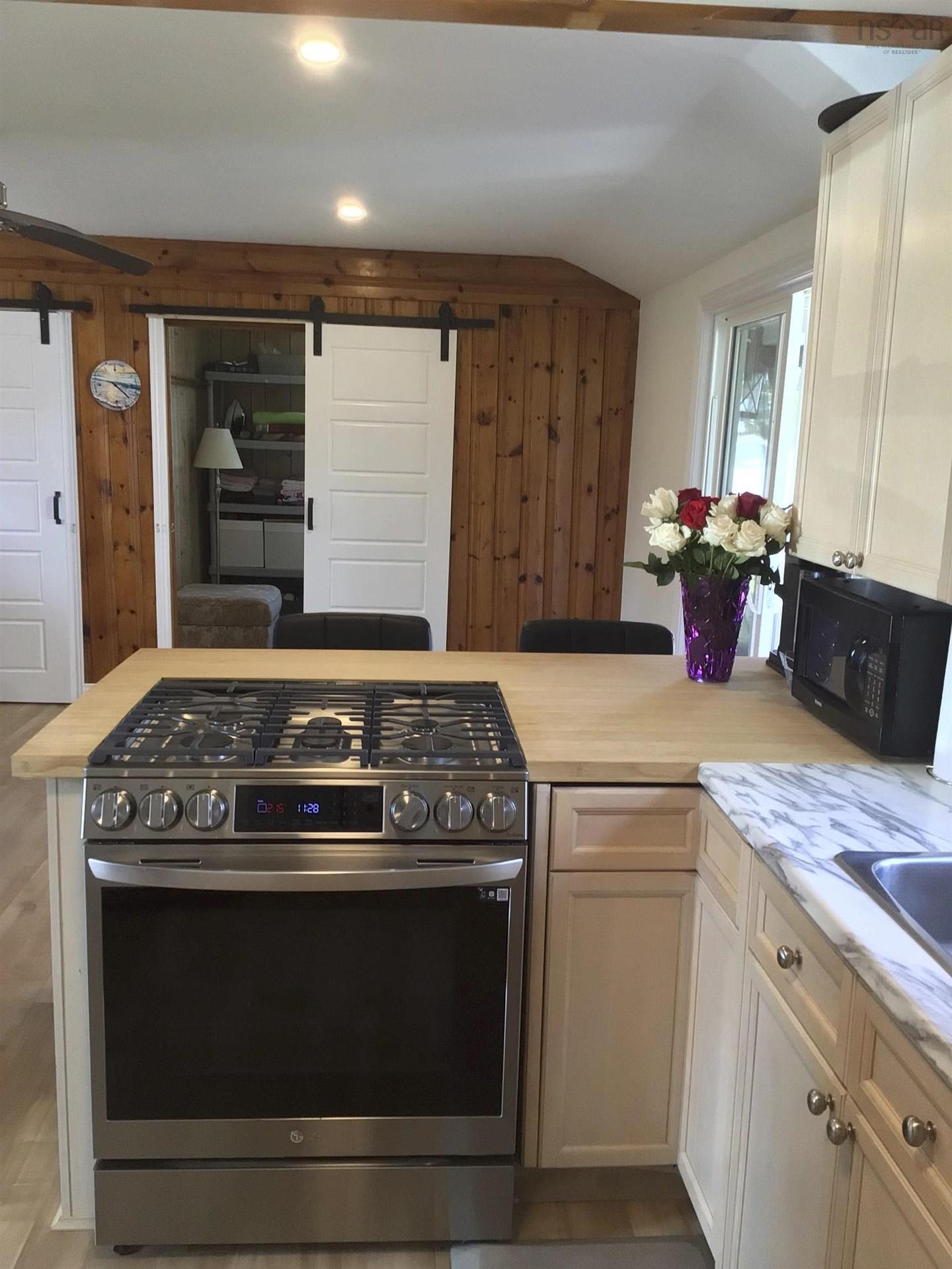 6 Douglas Crescent, Marshville, NS