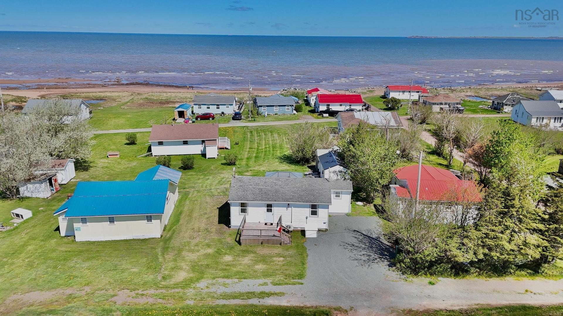 6 Douglas Crescent, Marshville, NS