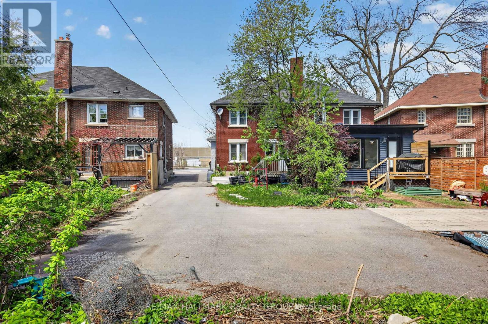 50 Imperial Avenue, Ottawa, ON - Outdoor