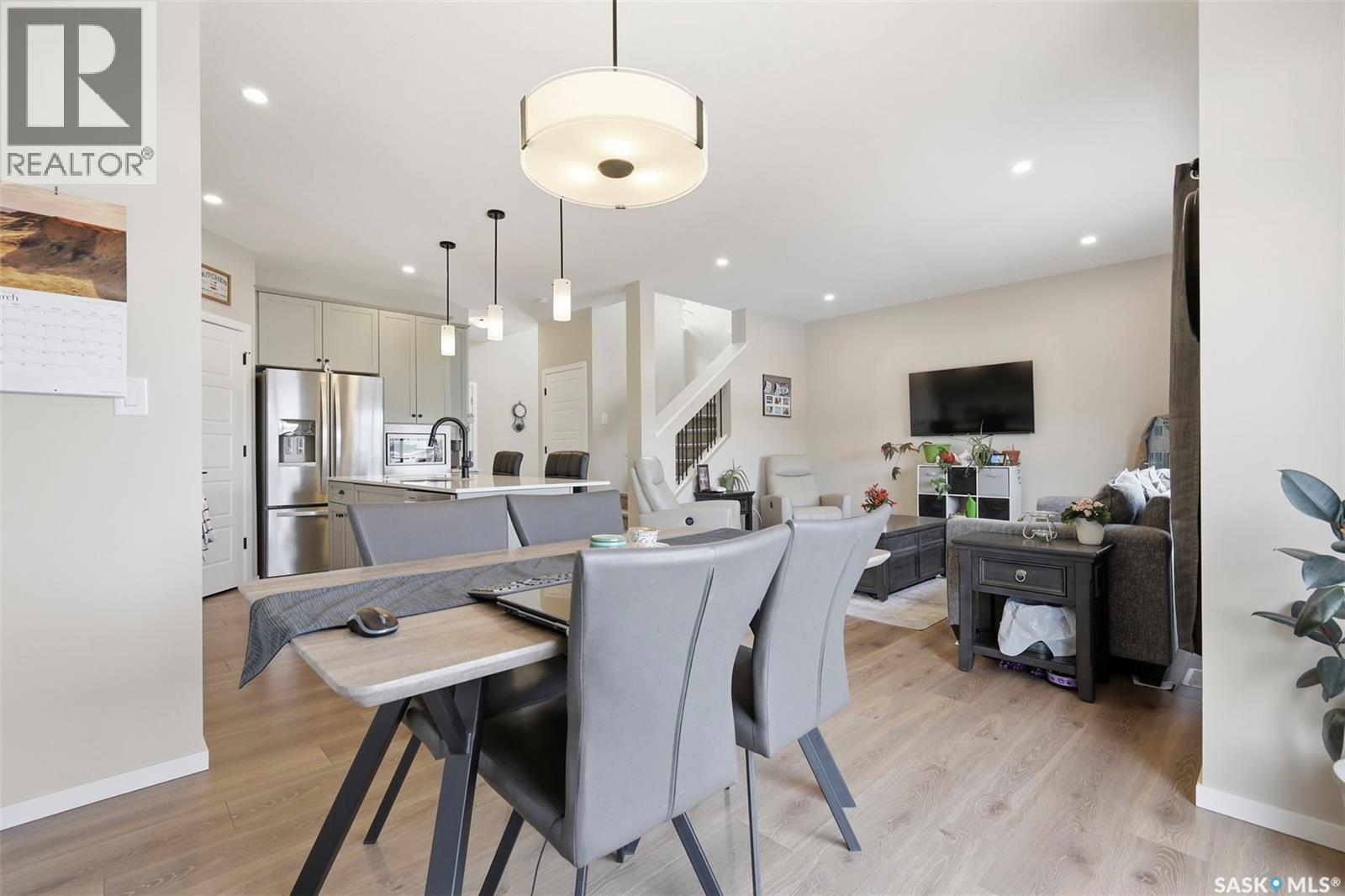 1019 Childers Court, Saskatoon, SK - Indoor