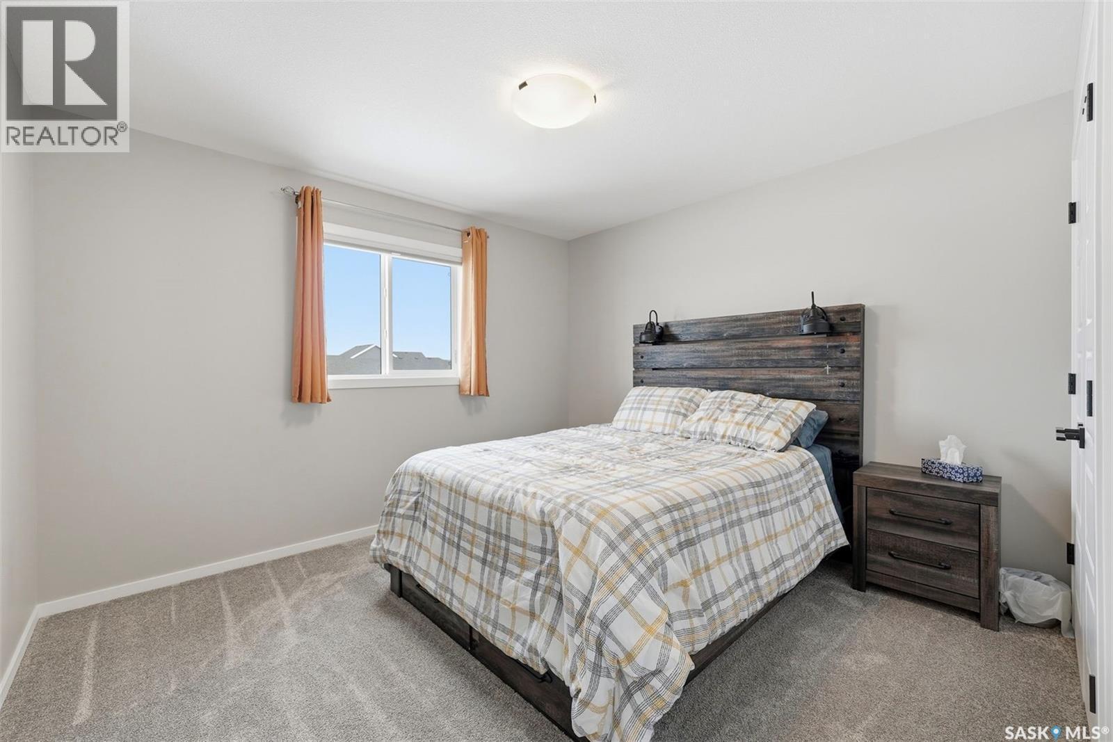 1019 Childers Court, Saskatoon, SK - Indoor Photo Showing Bedroom