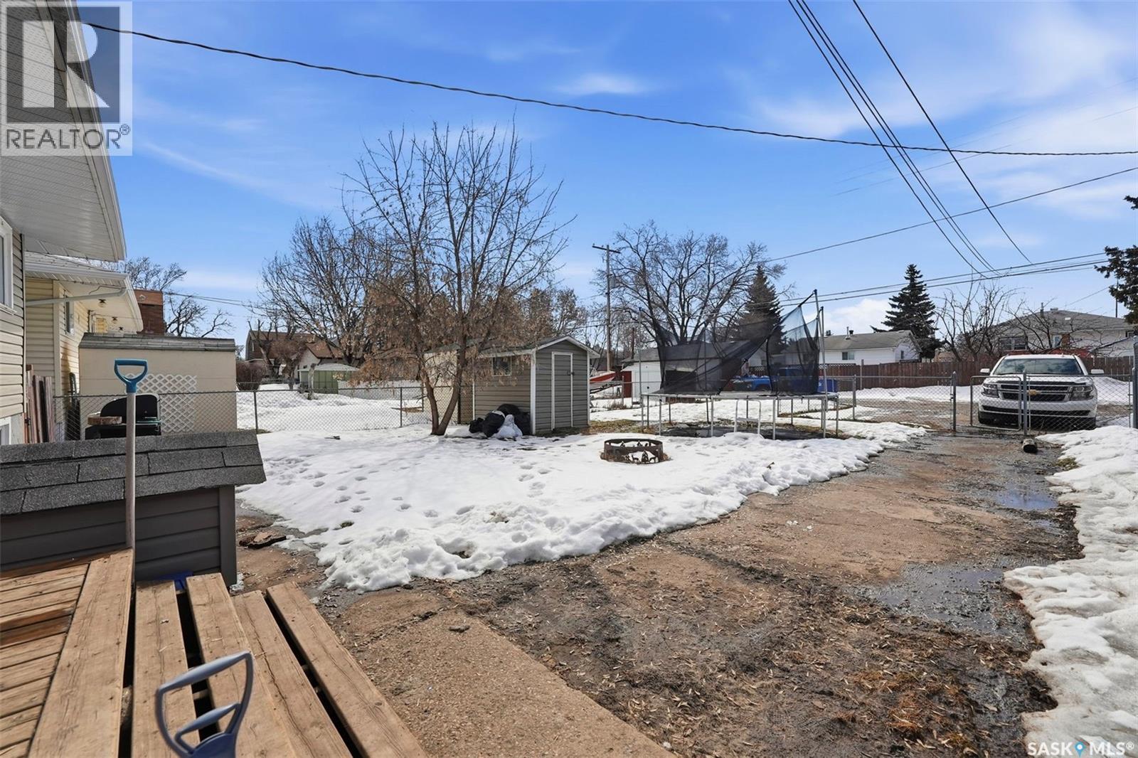 439 22Nd Street E, Prince Albert, SK - Outdoor