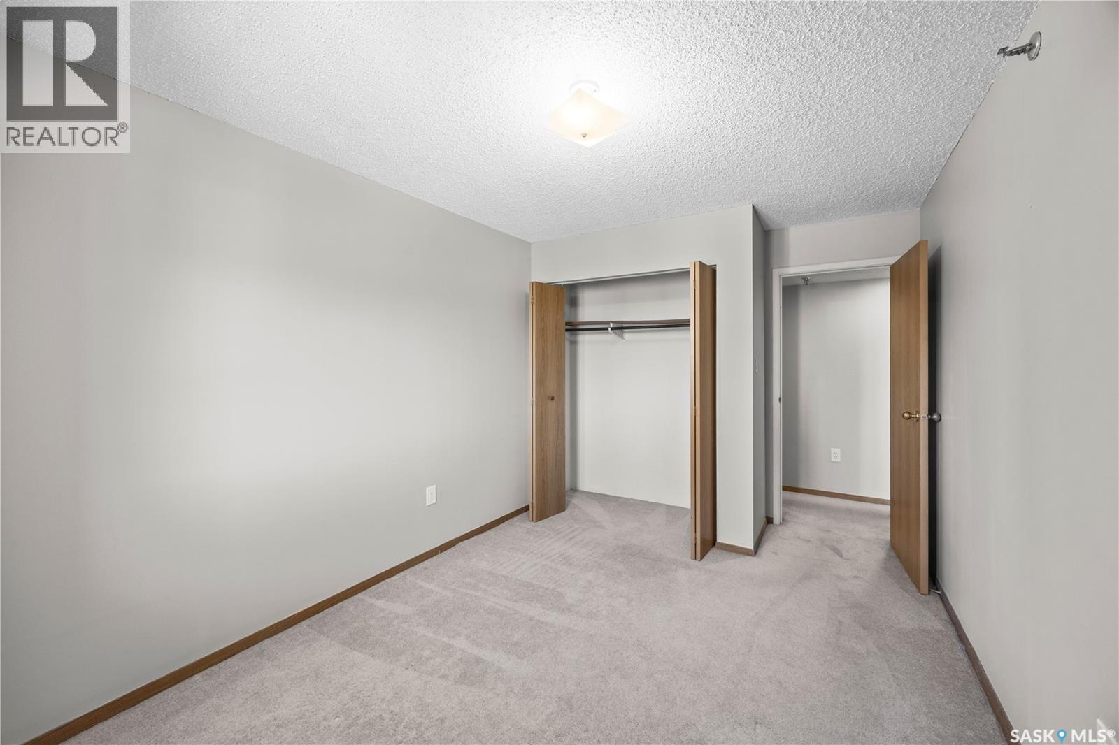 404 405 5Th Avenue N, Saskatoon, SK - Indoor Photo Showing Other Room