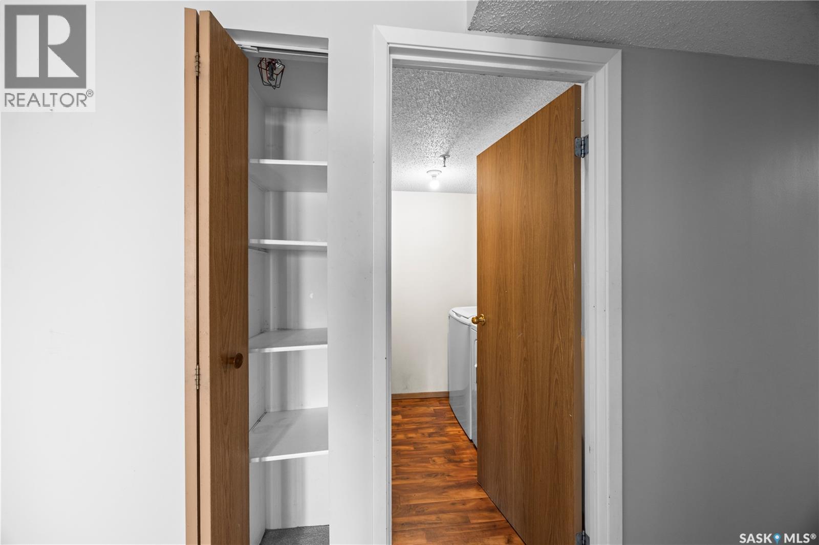 404 405 5Th Avenue N, Saskatoon, SK - Indoor Photo Showing Other Room